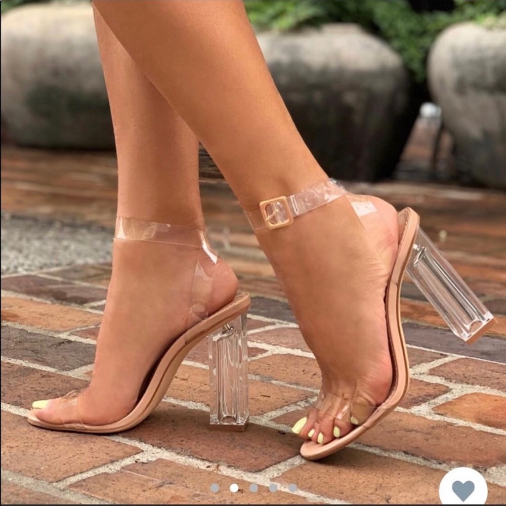 *NEW The Glass Slipper 💎